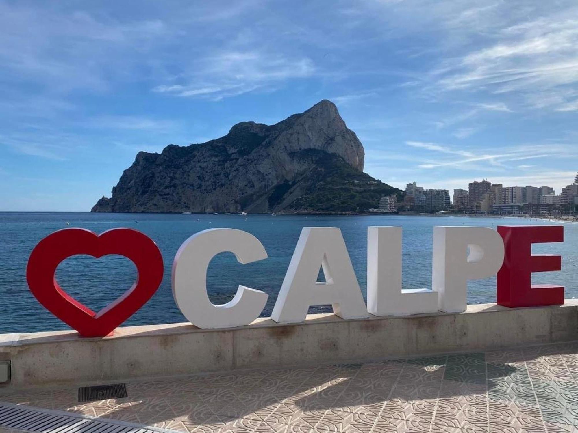 Timora Sea View New Apart' Hipocampos Calp Dış mekan fotoğraf