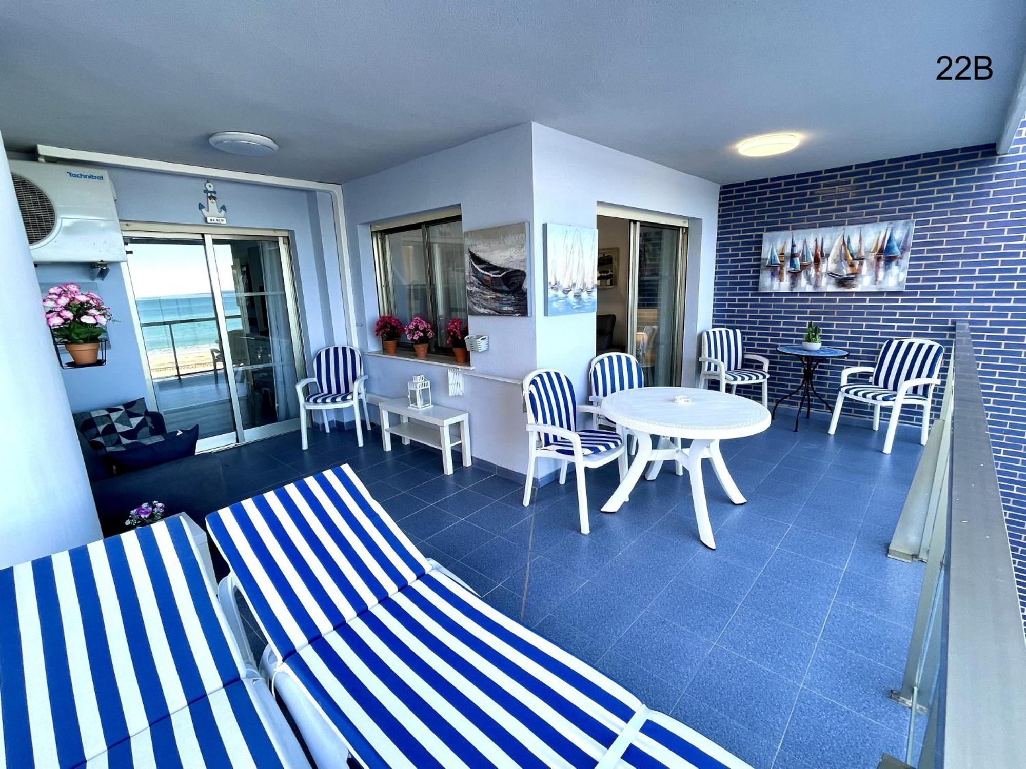 Timora Sea View New Apart' Hipocampos Calp Dış mekan fotoğraf