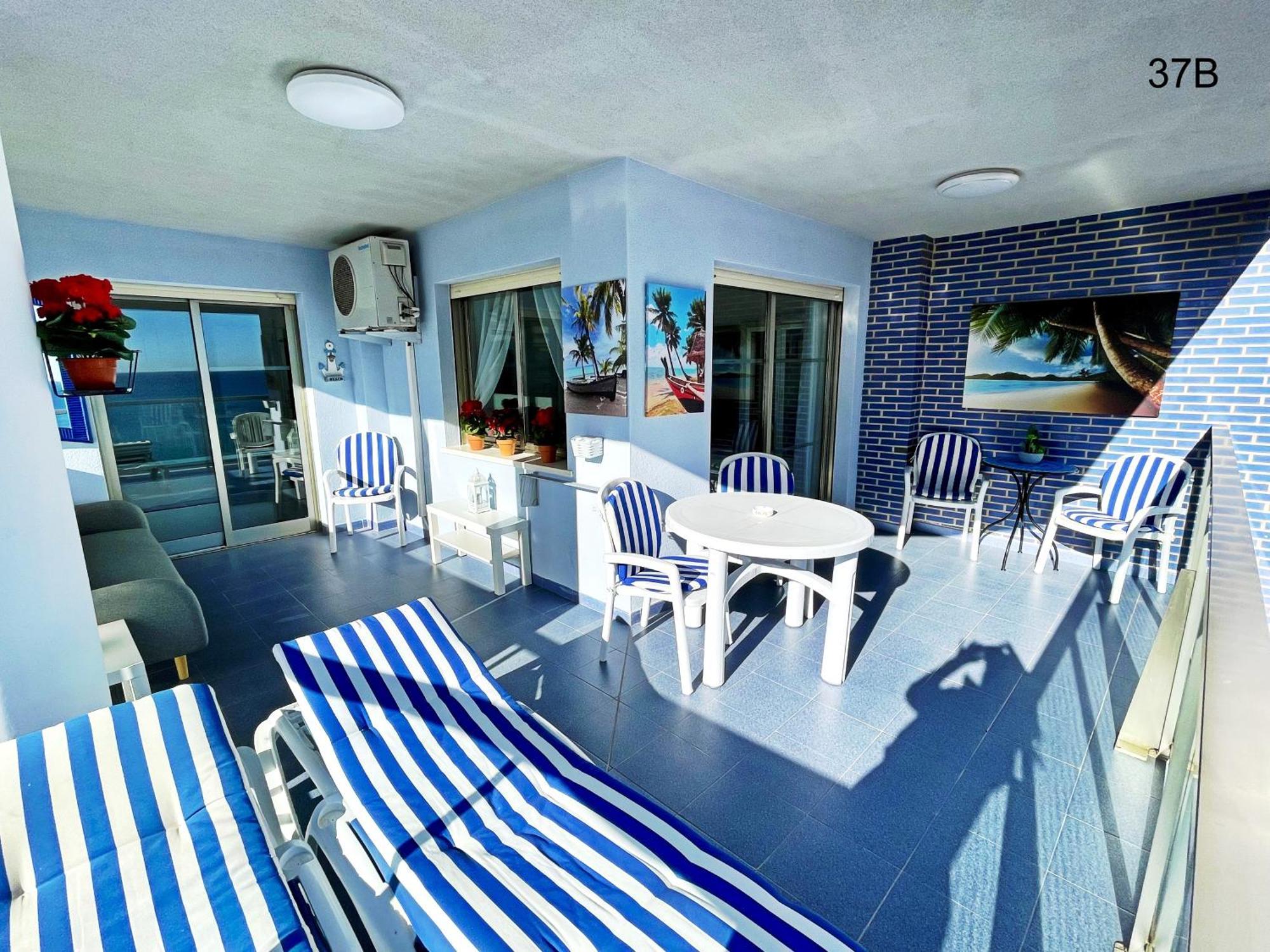 Timora Sea View New Apart' Hipocampos Calp Dış mekan fotoğraf