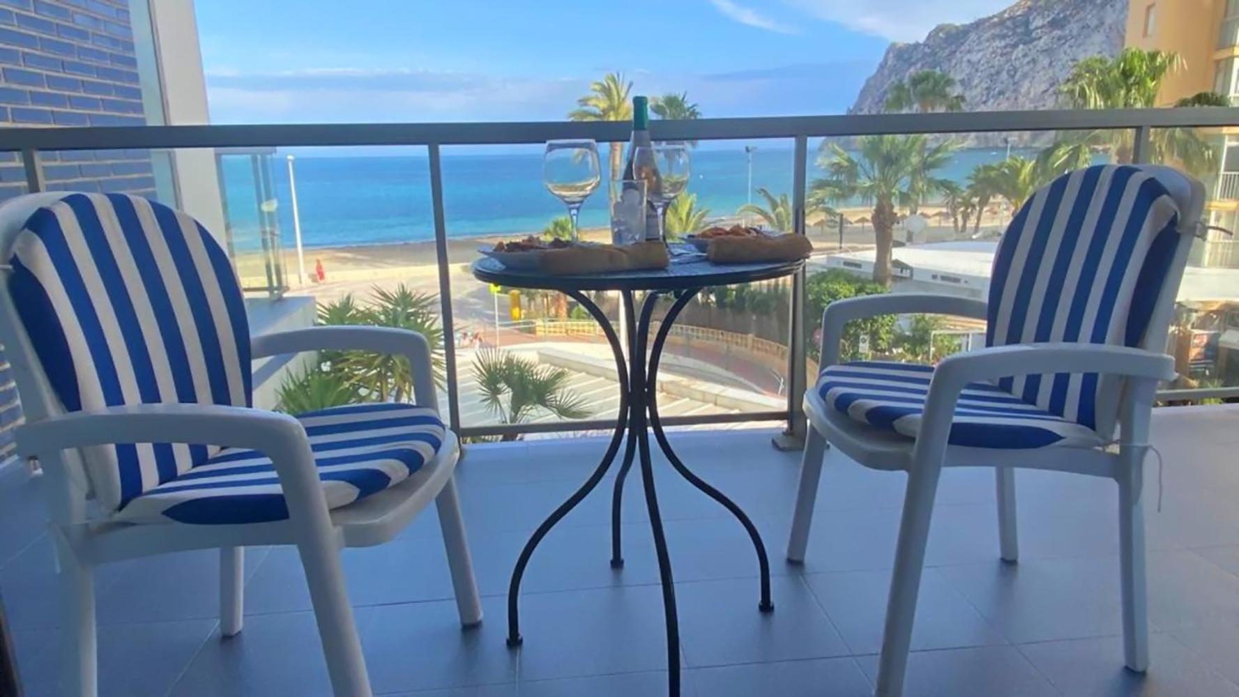 Timora Sea View New Apart' Hipocampos Calp Dış mekan fotoğraf
