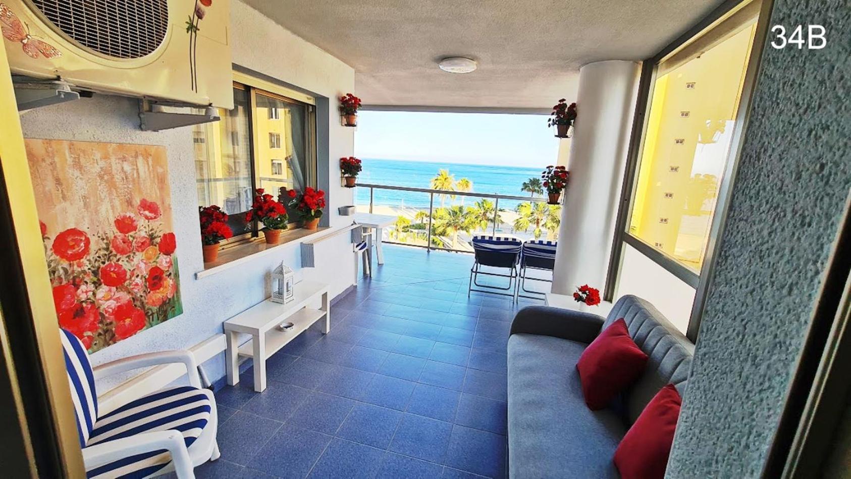 Timora Sea View New Apart' Hipocampos Calp Dış mekan fotoğraf